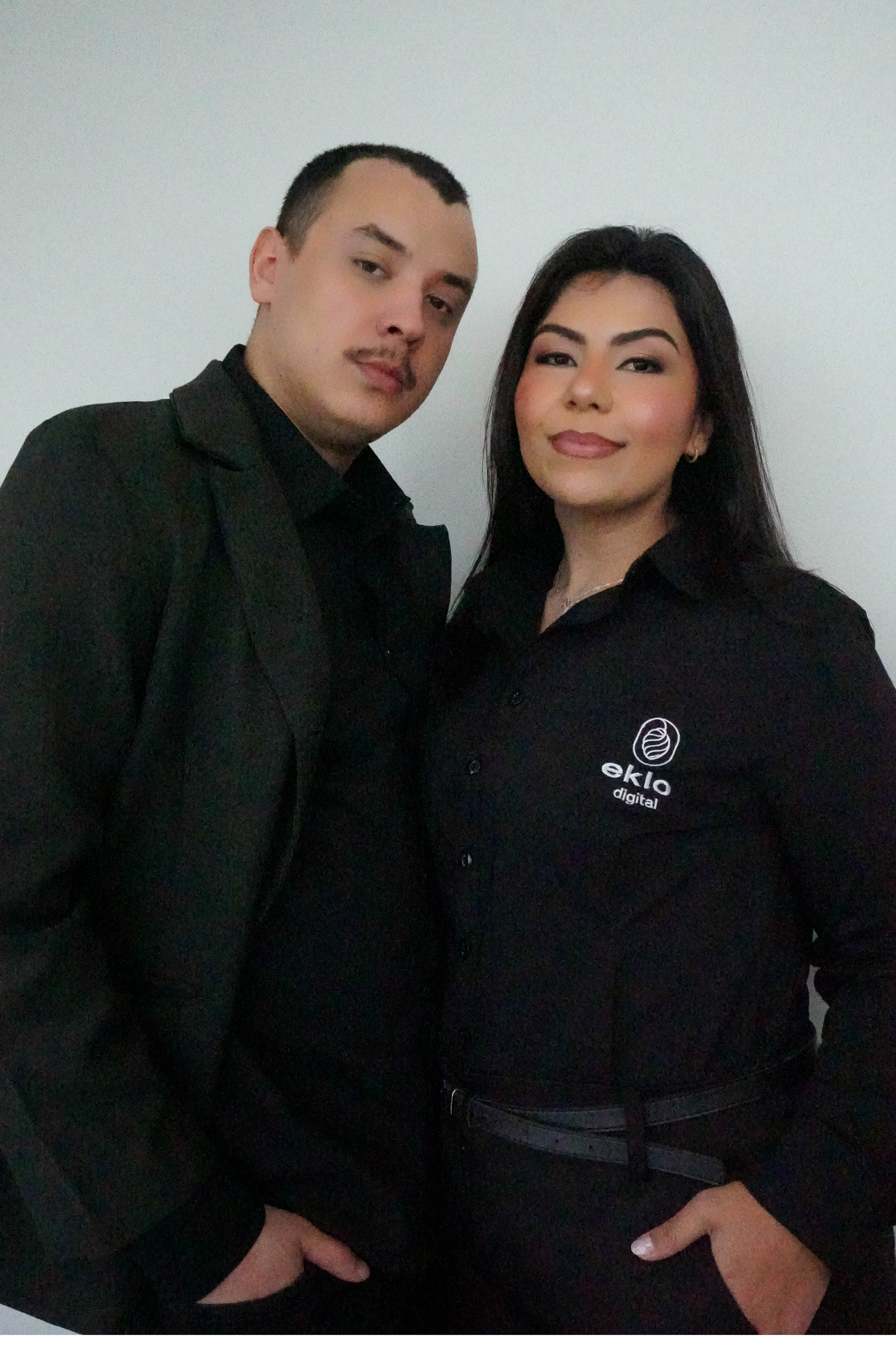 Clara Portella e Mateus Rosa, sócios da Eklo Digital